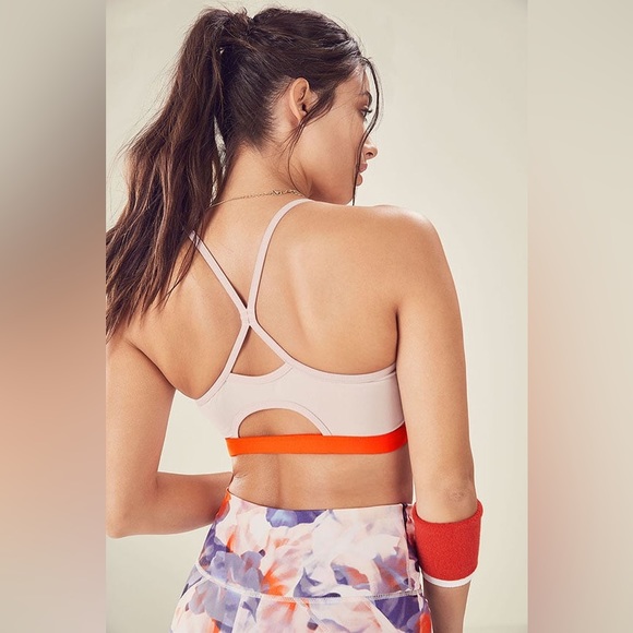 SET Fabletics Maeve Reversible Sports Bra/leggings DUSTY ROSE/DAYDREAM/TANGERINE - Picture 7 of 12